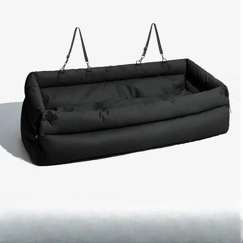 The cat's nest can be dismantled and washed, it is warm in winter, and the pet sofa is universal in all seasons