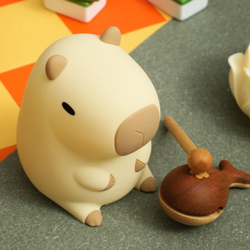 Capybara-Lámpara de silicona con forma de animal, luz nocturna decorativa para dormir, recargable por USB, para habitación de niños