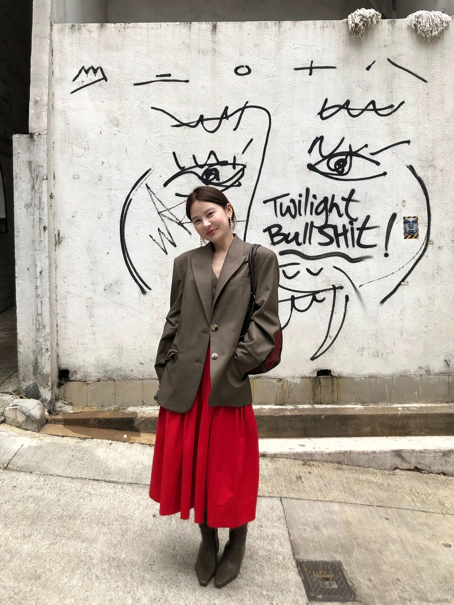 

WXLSTUDIO Spectral Fabric Mine Vein Level Texture Suit Jacket Vest Pants Three Piece Set Long Sleeve Button up Women's Fashio...