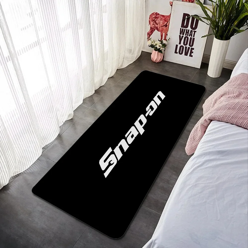 S-Snap On Logo Floor Mat Non Slip Carpet for Kitchen Doormat Entrance Door Super Absorbent Bathroom Rug Rugs Balcony Room Mats