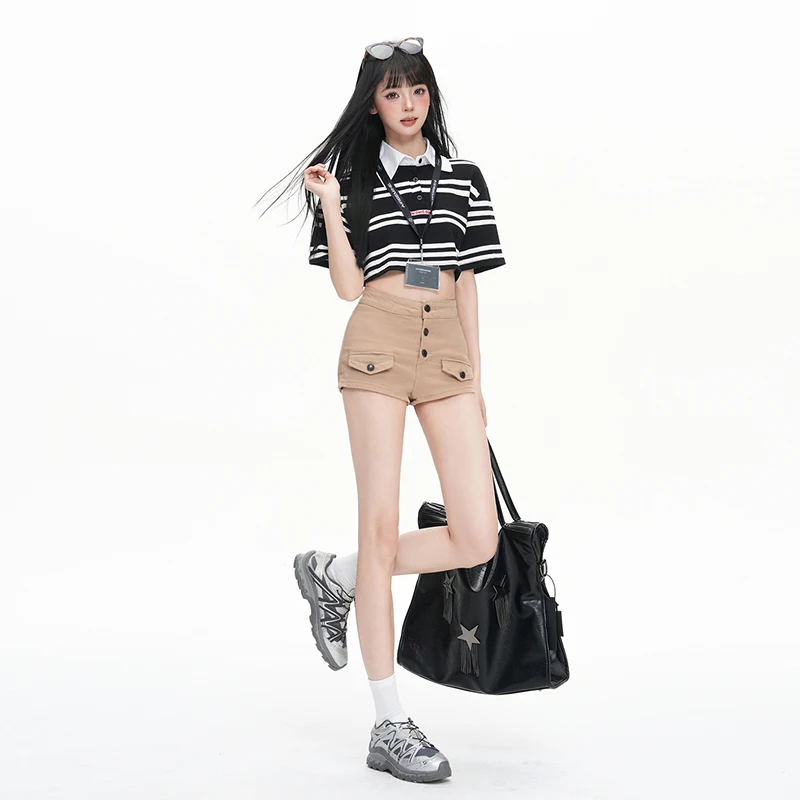 Women's Pure Desire Slim Fit High Waist Denim Shorts Old Money Style Hip Enhancing Multi-Button Hot Pants for Summer