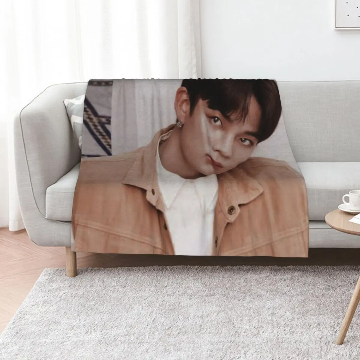 

choi jongho (treasure) Throw Blanket Flannel Fabric Decorative Sofa For Sofa Thin christmas gifts Blankets