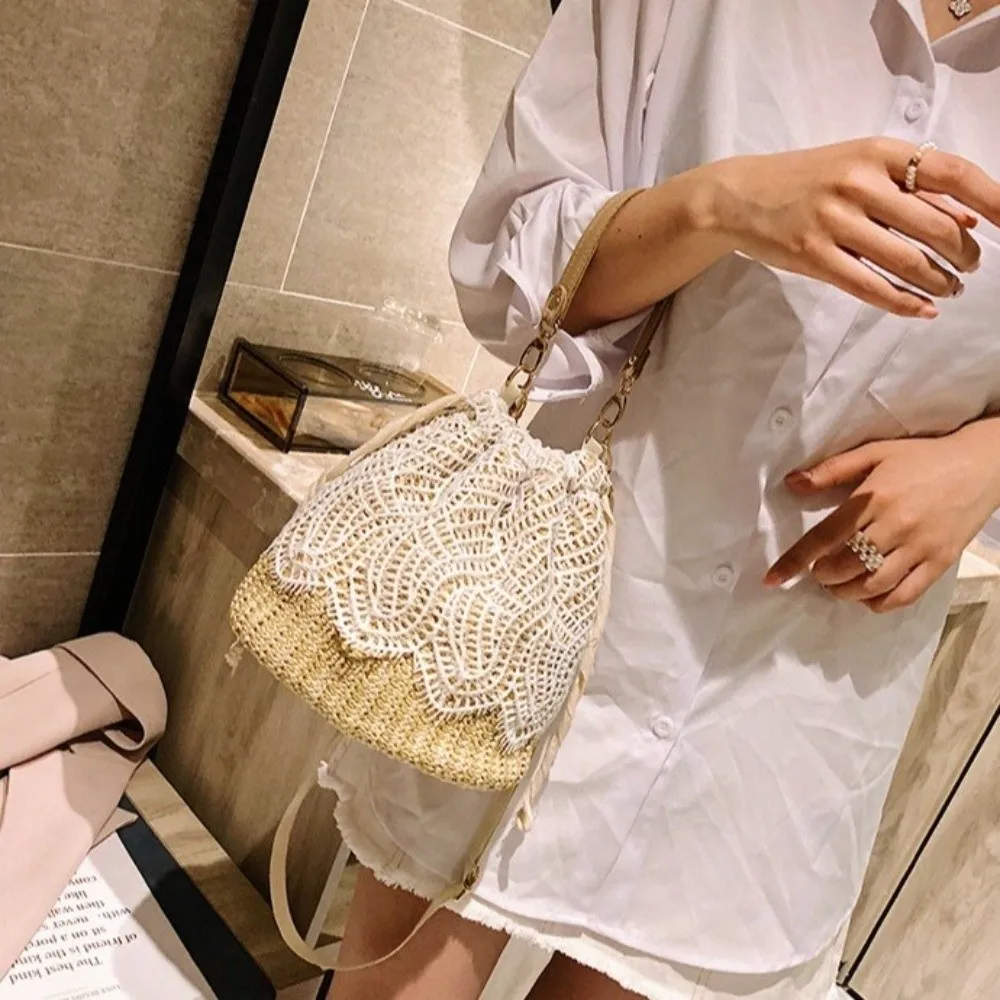 Portable Lace Straw Shoulder Bag Bohemian Flower Weave Tote Bag Bucket Bag Hollow Beach Handbag Students view 3