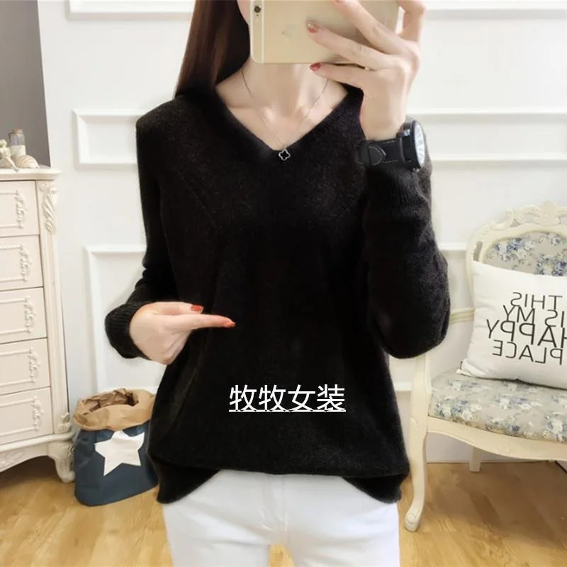 2025 New Sweater Pullover Korean Loose Style Top V-Neck Underlay Knitwear Autumn/Winter Fashion Women Pullover Solid Color Knit