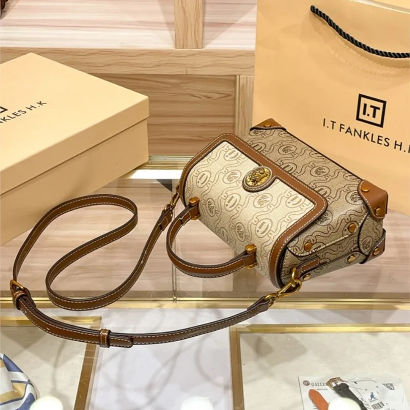 Women's handbag brand genuine leather handbag 2024 new spring/summer high-end designer retro crossbody small bag