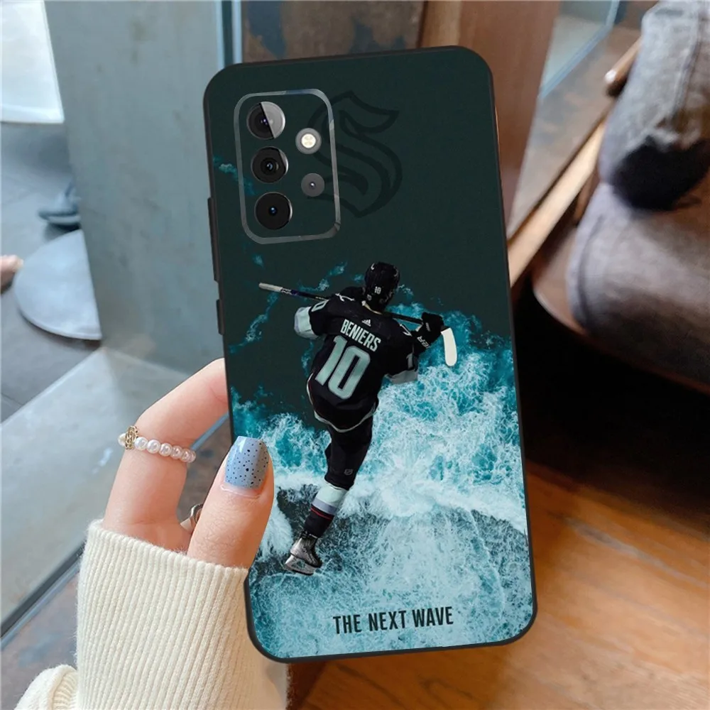 L-Lce Hockey is Life  Phone Case For SamsungS24,23,22,21,S20 ,Pro10,S30Plus,S9,20lite Ultra Black Cover