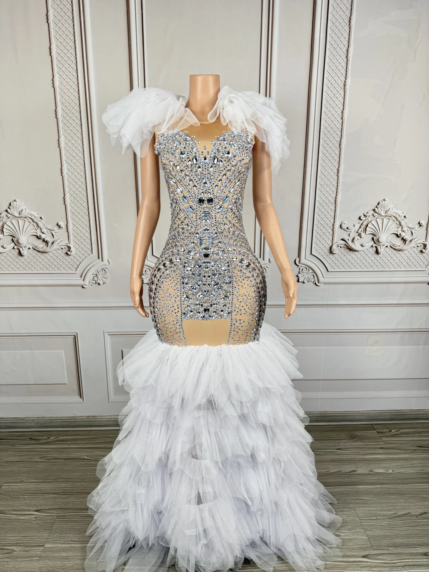 

Женское роскошное серебристое платье-русалка Huolieniao с белым тюлем и стразами, прозрачное сетчатое облегающее вечернее платье макси для торжественных мероприятий и выпускных вечеров