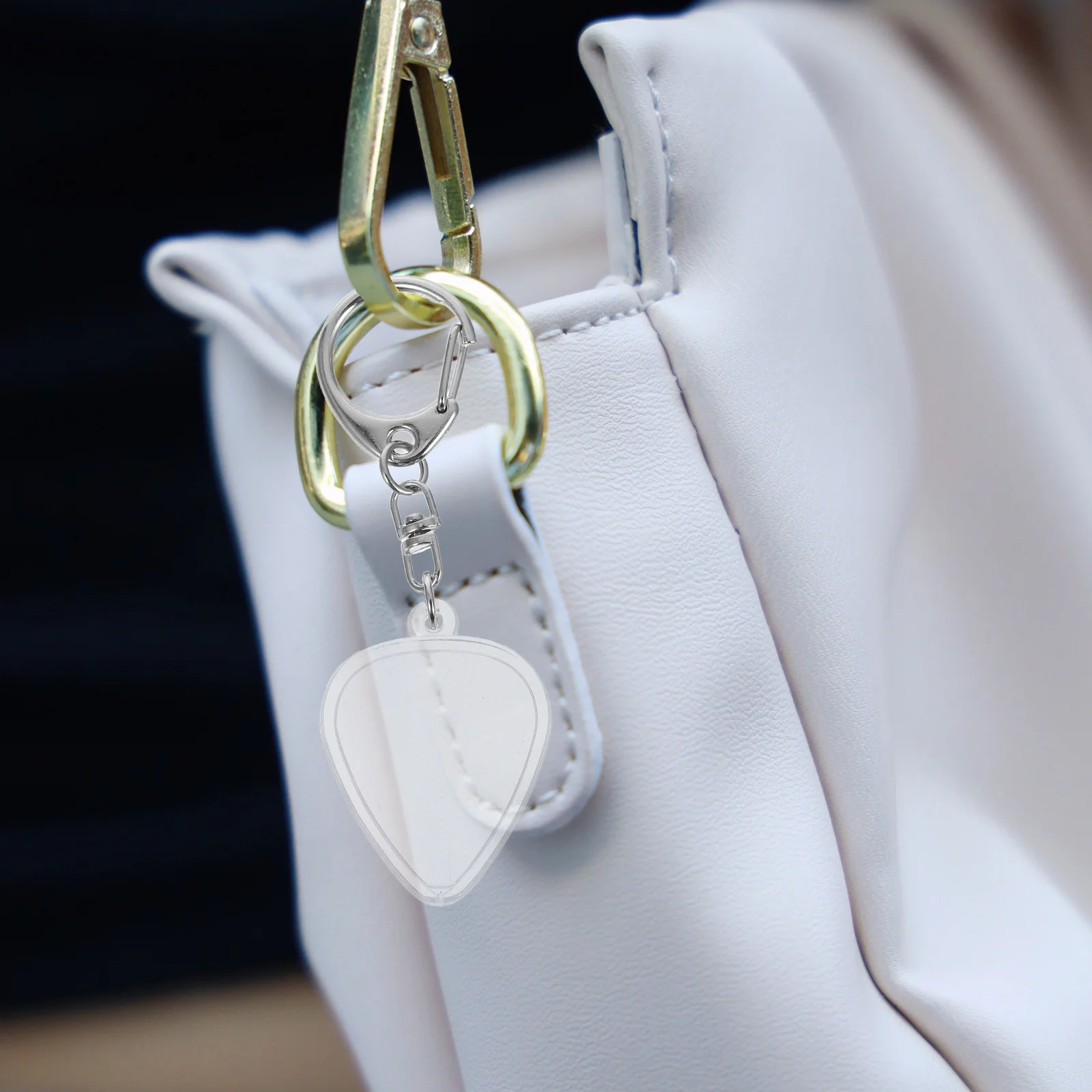 

10Pcs Guitar Pick Keychain Holder Transparent Portable Plectrum Storage Box Stylish Pendant Guitar Plectrum Organizer