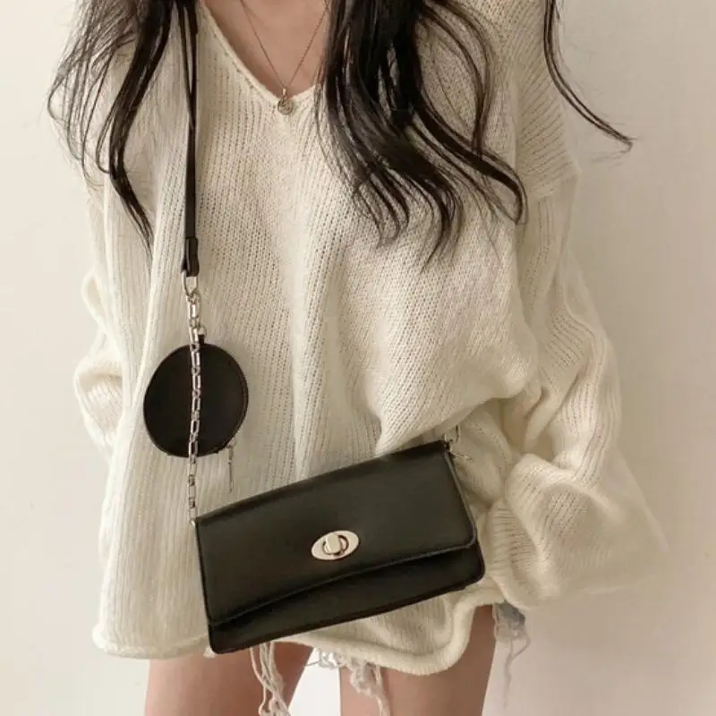 Women Sweater Korean Sweet Fashion Loose V-neck Full Autumn Spring Oversized Sweater Women Lovely All-match