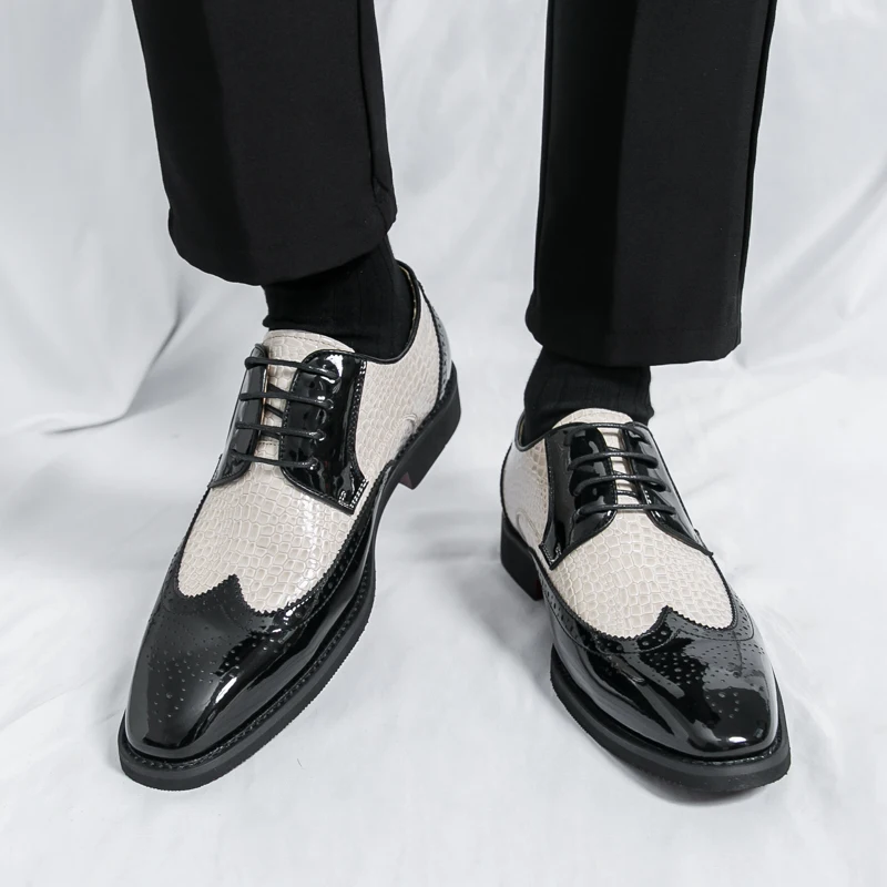 

Men Derby Shoes PU Splicing Low Heel Block Carving Professional Classic Business Banquet Men Shoes Sizes 38-46