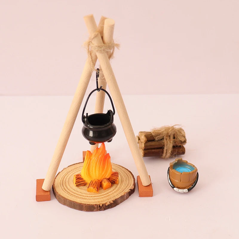 1 Set Micro Garden Landscape Decoration 1:12 Dollhouse Camping Campfire Scene Model Miniature Bonfire Ornament DIY Accessories