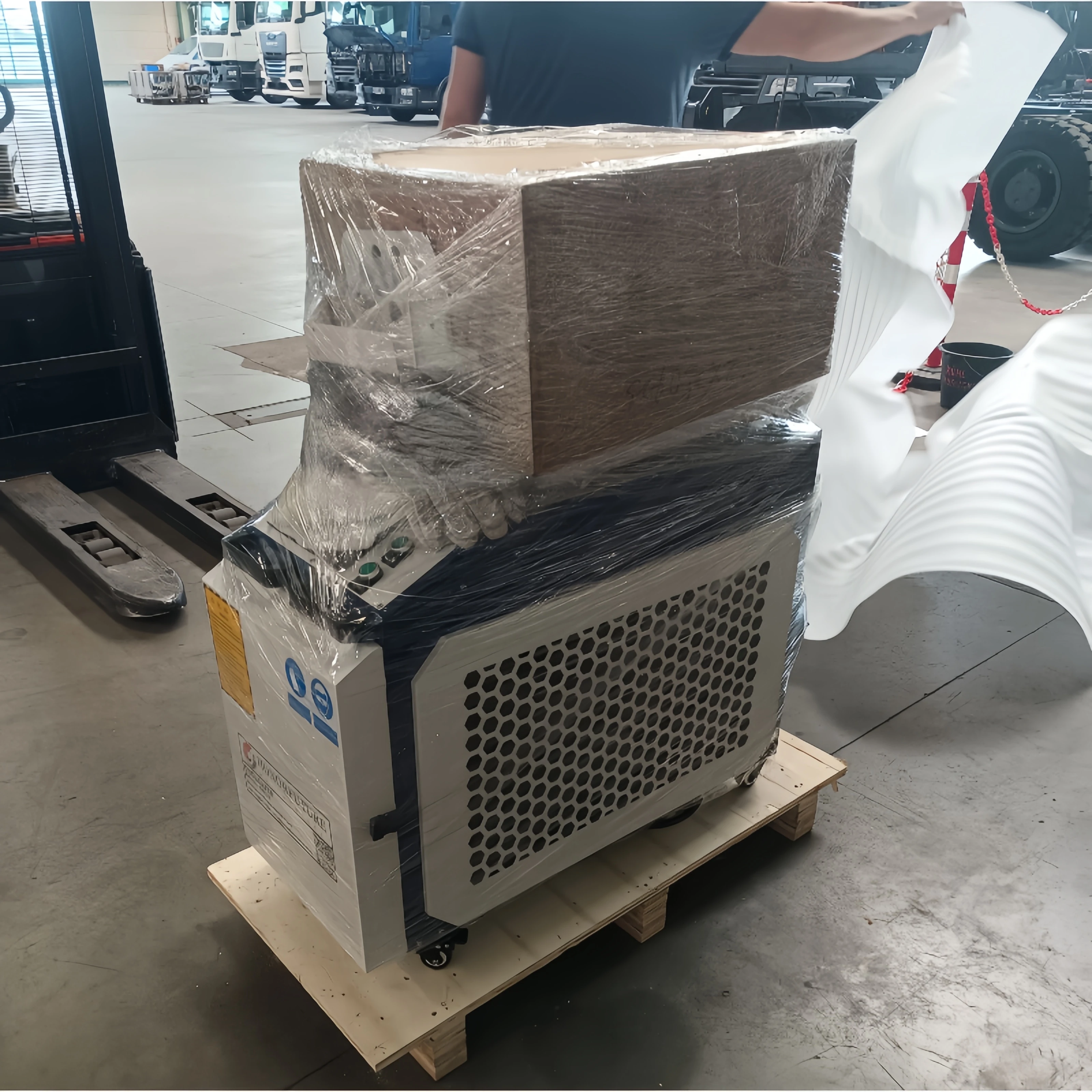 

High Stability 1500W 2kw 3kw 6000W Metal Laser Welding Machine Handheld 4 in 1 Cutting Cleaning Welding Machine CNC Tools Sale