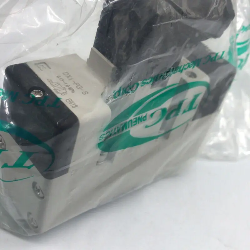 TPC Solenoid Valve Ds3130-2G-02 Two-Position 24V Five-Way Rds3230-5G-02 Pilot Dx1-Fg-S