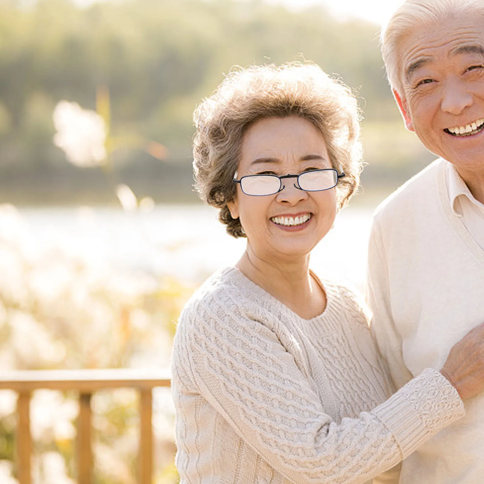 

1Set Stylish Folding Elderly Reading Glasses Blue Light Protection Comfortable Presbyopic Eyewear Portable Reading Glasses