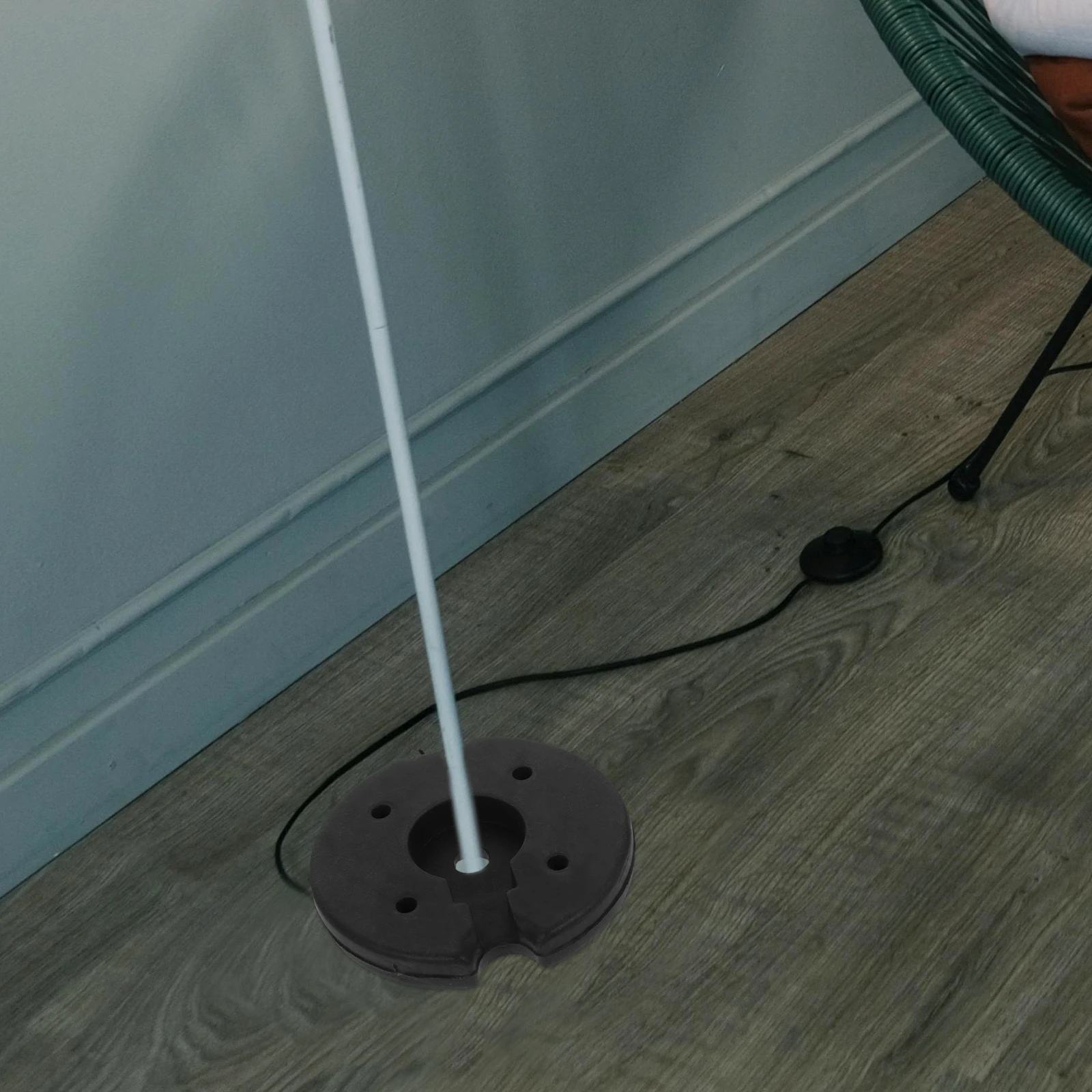 

Heavy Duty Iron Table Lamp Base Weighted Floor Light Holder Metal Chassis Round Stable Stand Compact Design For Bedroom