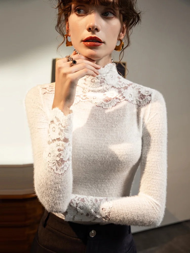 Lace Shirt Women\'s Autumn and Winter New Base Shirt with Hook Flower Hollow Splicing Retro Long Sleeved Slim Fit Top
