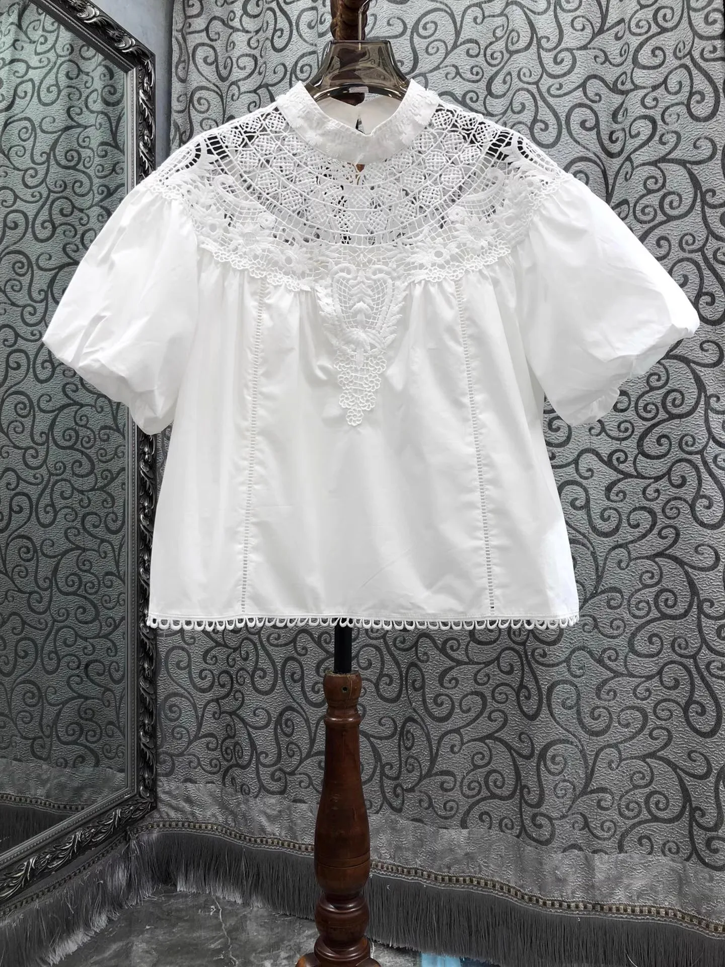 

100%Cotton Tops 2025 Summer Fashion White Black Blouses Lady Crochet Lace Embroidery Patchwork Short Sleeve Sexy Crop Top Blouse