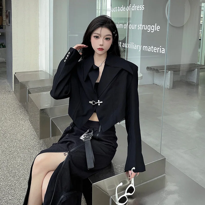 Loose Buttons Y2K Fashion Blazer Metal Buttons Design Chic Suit Office Lady Commute Short Coat