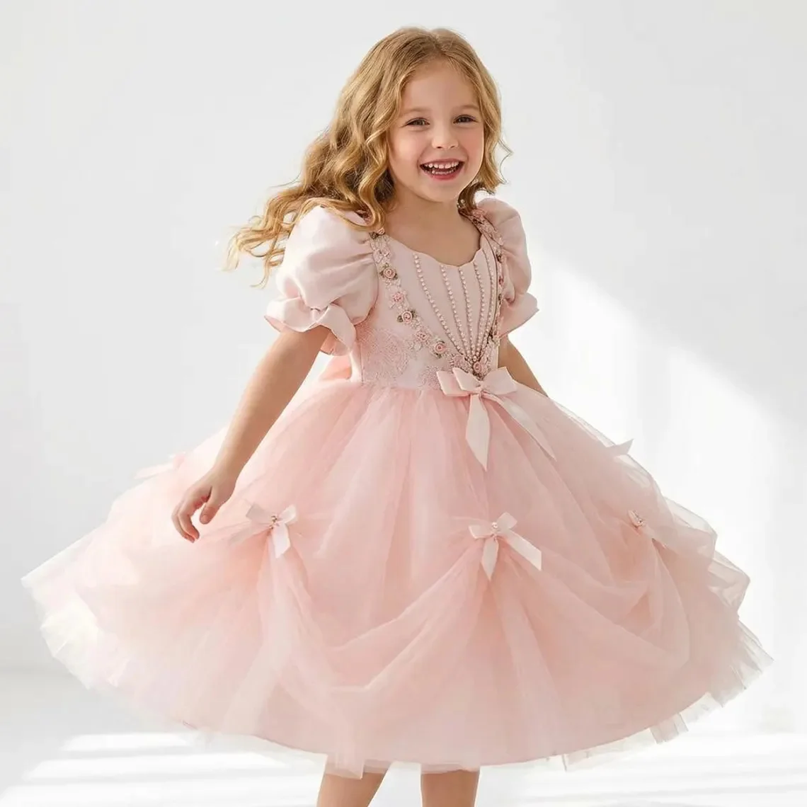 Princess Pink Flower Girl Wedding Dress SHort Sleeves Satin Applique Girls Birthday Party Pageant Toddlers Holy Communion Gown