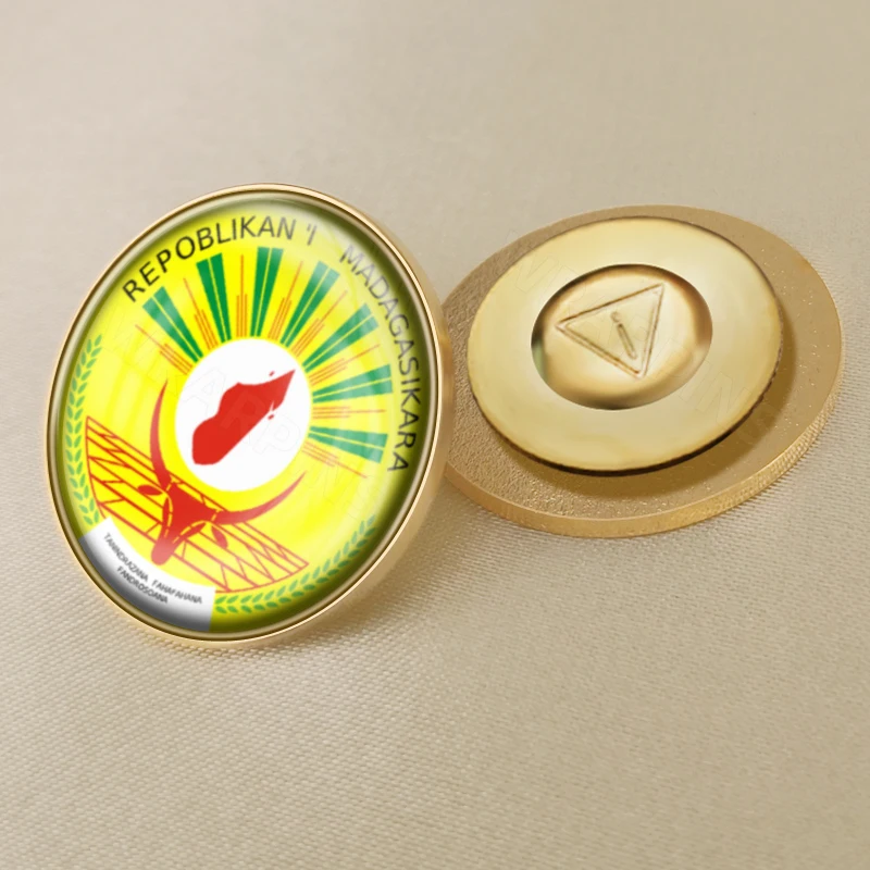 Madagascar Flag Lapel Pins Badges