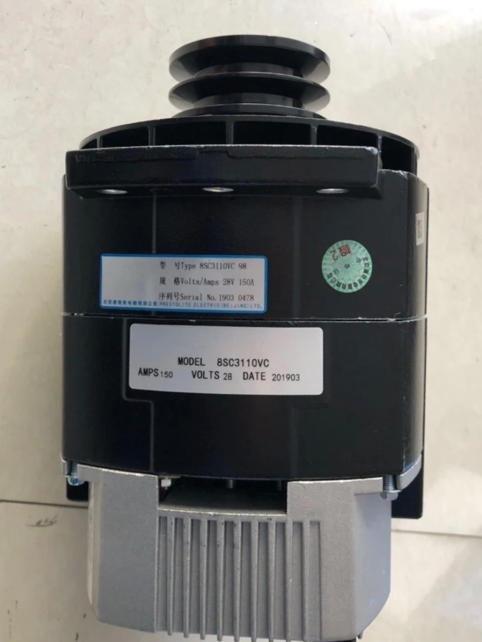 Pederai 8SC3110VC generator Leece-Neville Pederai bus air conditioner generator