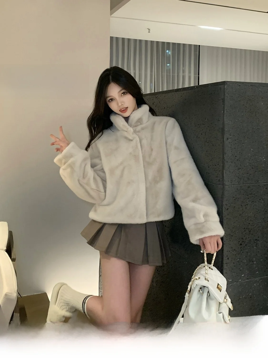 

Eco-Friendly ort Mink Velvet Stand Collar Jaet for Women Autumn Winter Outerwear Stand Fit Commute Sle Pure Color