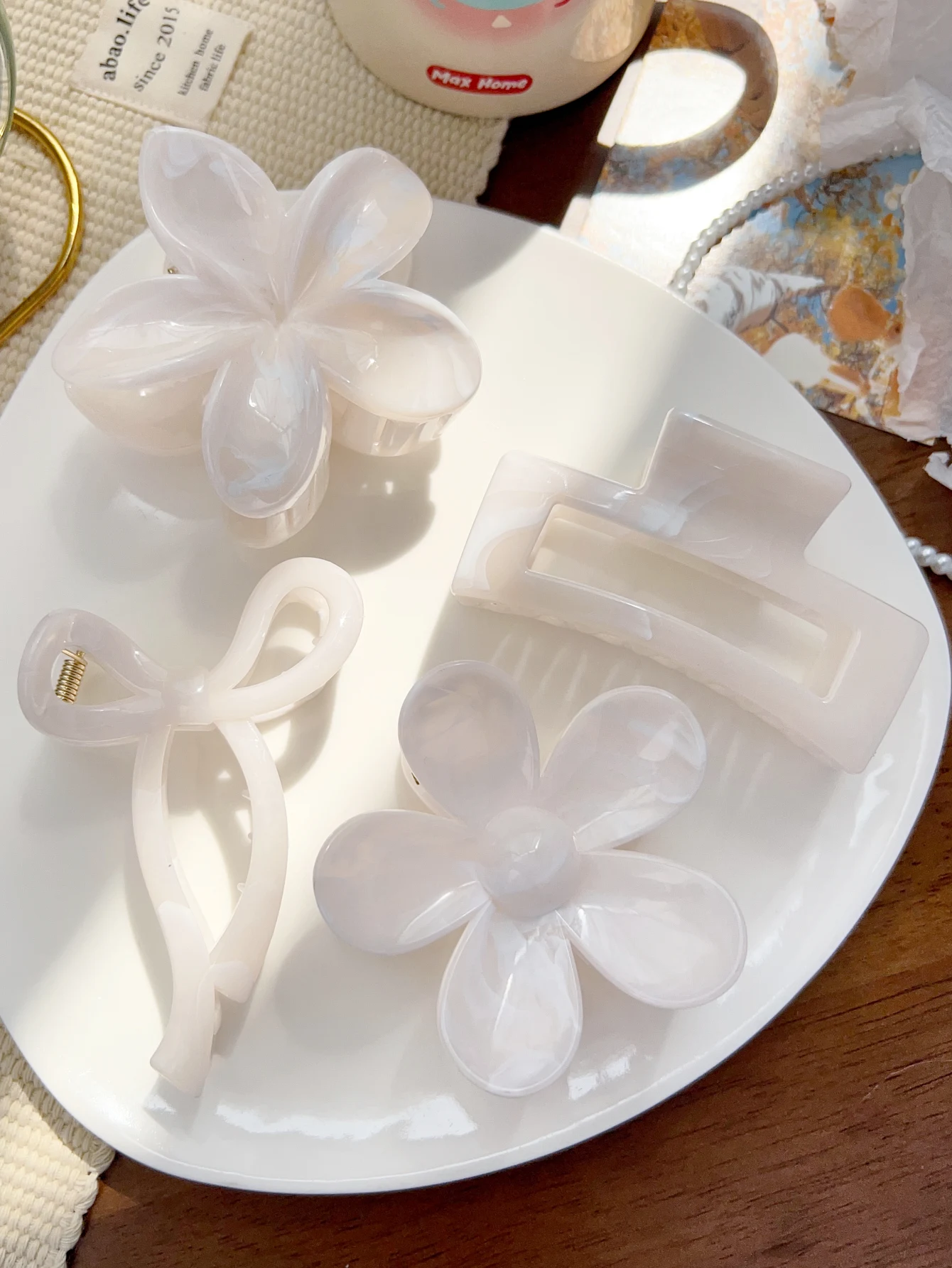 4 Buah Klip Cakar Rambut Besar Musim Panas Aksesori Rambut Kupu-kupu untuk Wanita Anak Perempuan Hiasan Kepala Bunga Modis Jepit Rambut Antiselip Jepit Rambut Kepiting