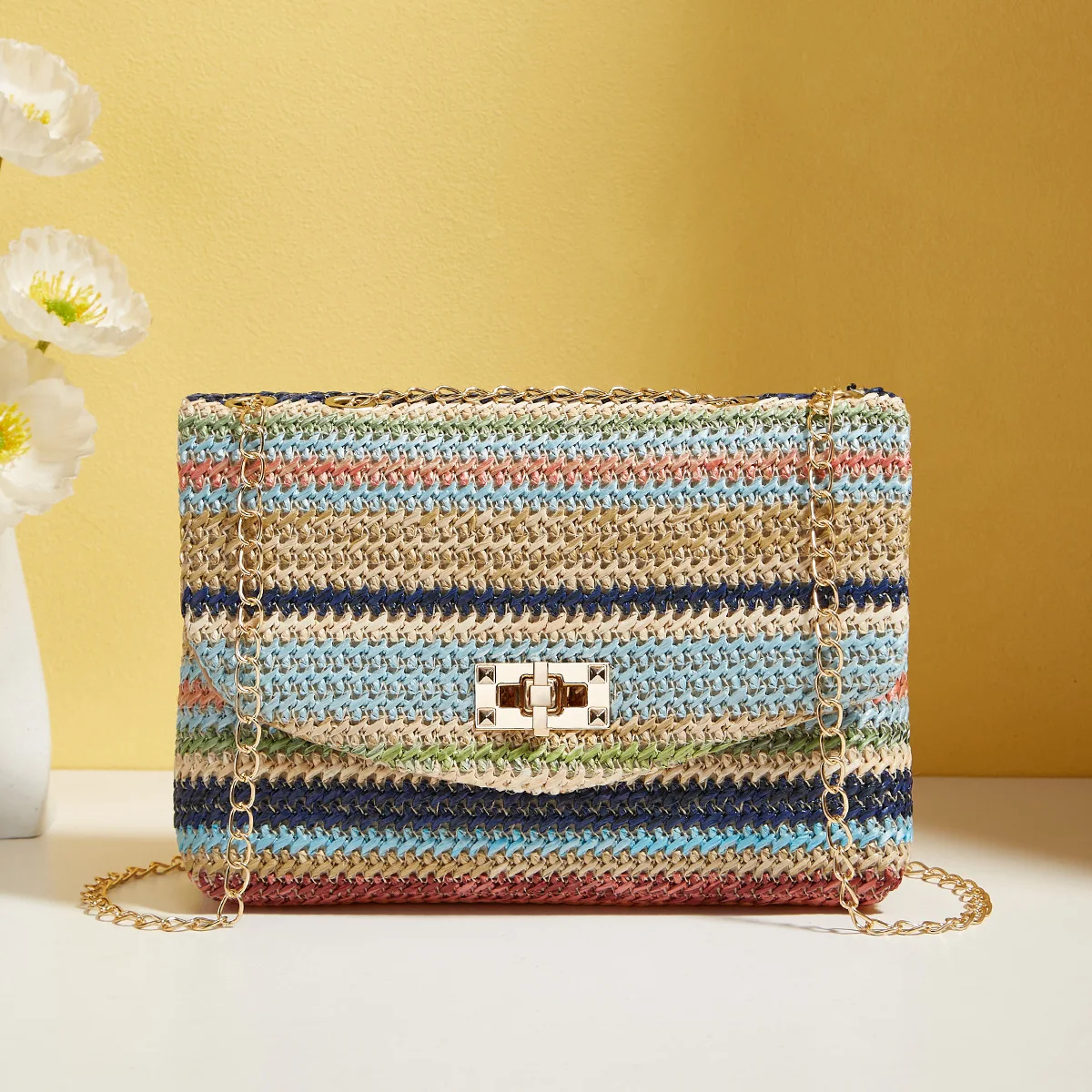 2024 Fashion Women's Crossbody Bag Grass Woven Women's Bag Lock Buckle Closed Simple Small Square Bag Casual Purses and Handbags