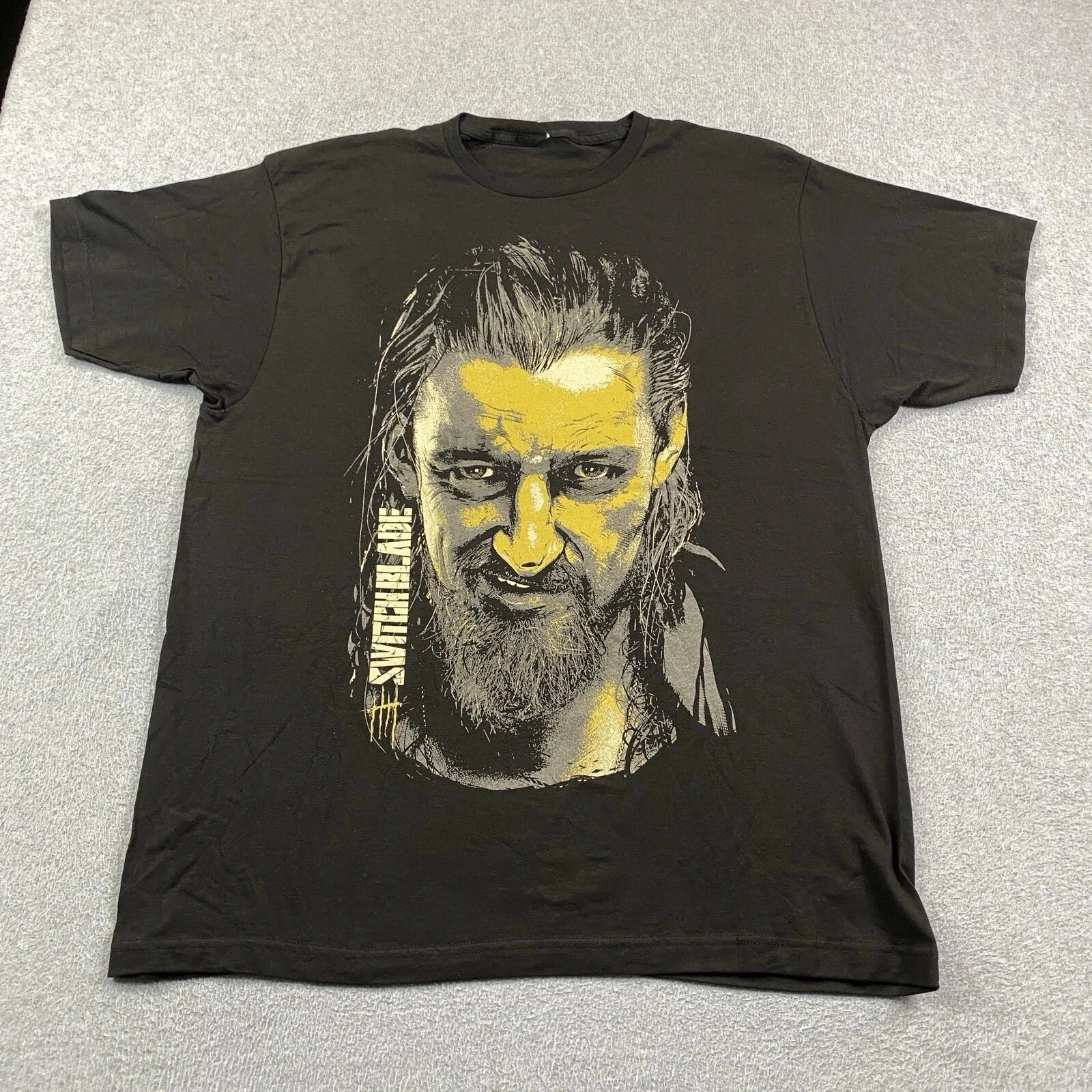 

All Elite Wrestling Shirt Mens XL Switch Blade Jay White Big Graphic Print AEW American Band Singer Short-sleeved Women