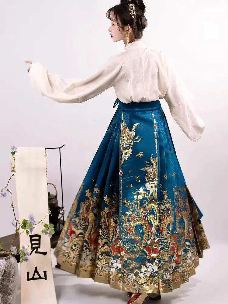 Weaving gold makeup flower horse face skirt Long Yue Fu Nian commuting to work wears daily 2024 new adult embroidered Hanfu