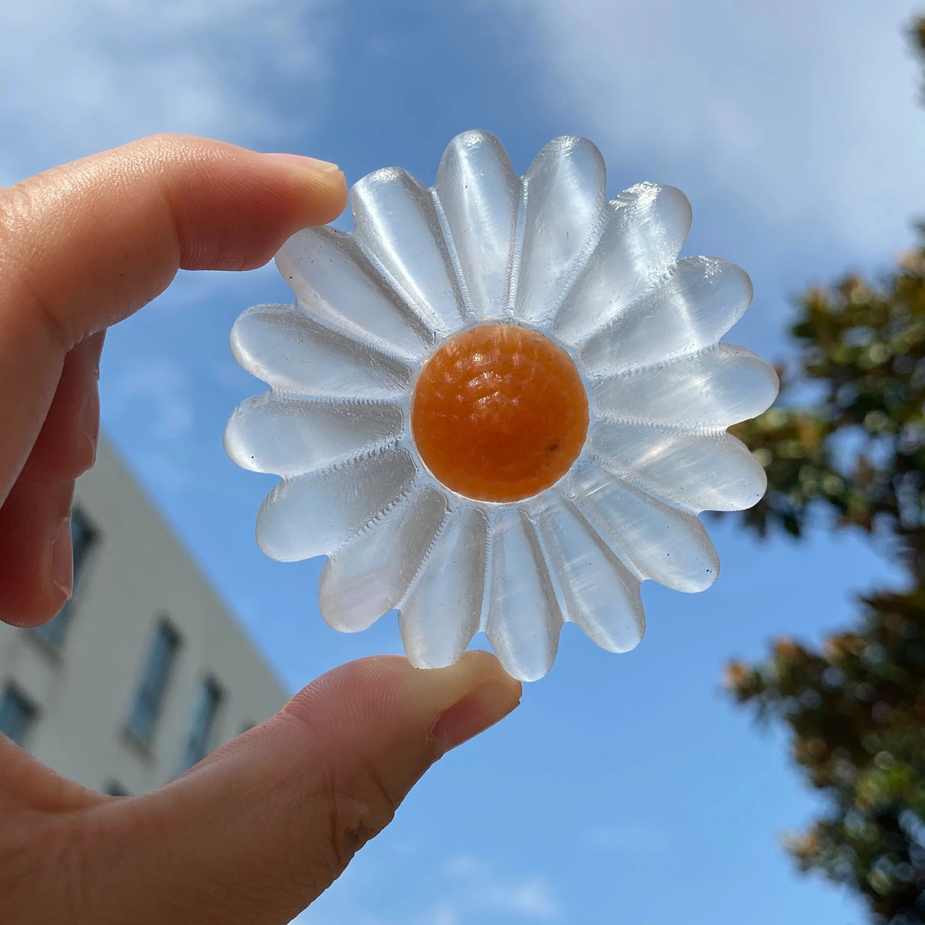 Selenite Daisy Carved Ornament - Seven Space Cleansing  Polished Gem Decoration Hola Natural Jade and  Interior Gift