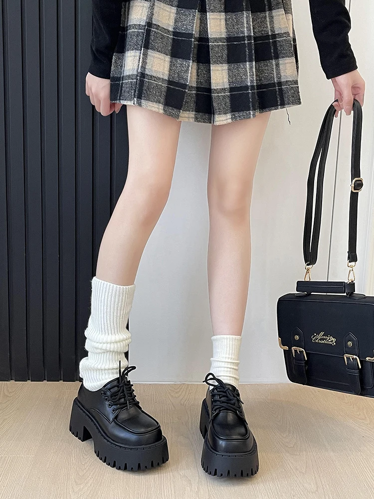 All-Match Womens Derby Shoes Casual Female Sneakers British Style Loafers With Fur Clogs Platform Flats Round Toe Leather Preppy