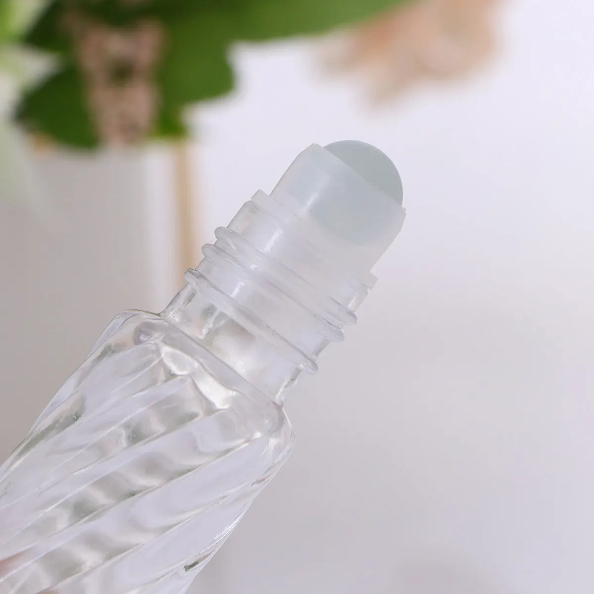 10pcs-glass-roll-on-bottles-essential-oil-perfume-rollerball-makeup-containers-leakproof-travel-refillable-liquid-storage