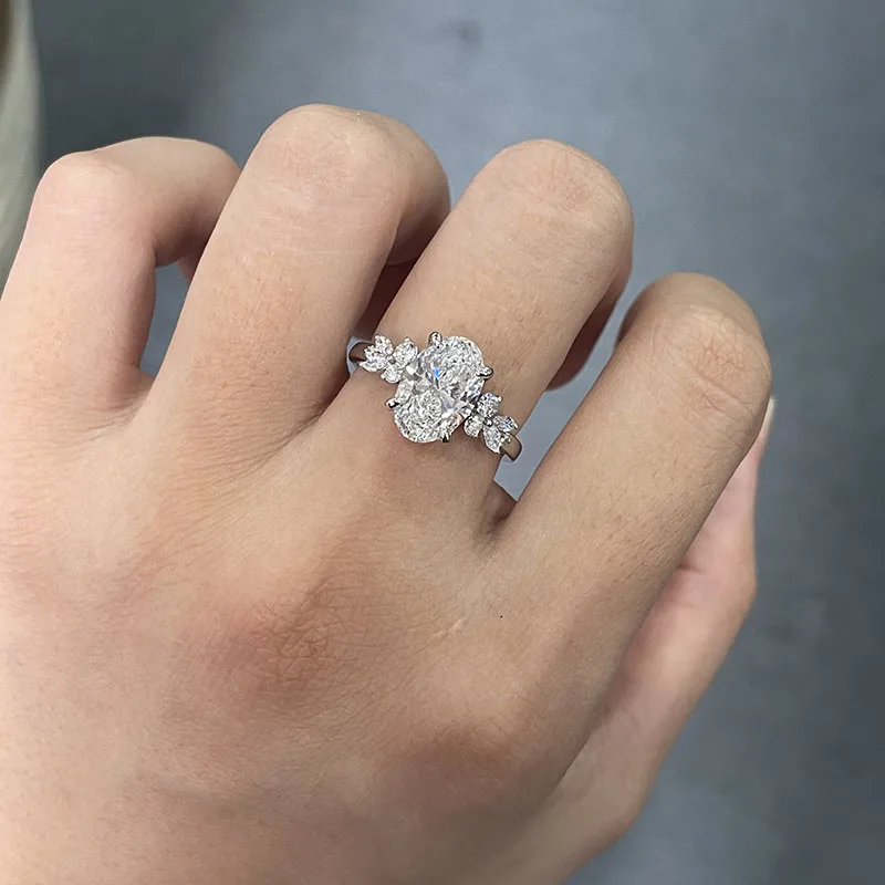 Hochwertiger Luxus-Verlobungsring mit ovalem Schliff, 3 Karat Labor-Diamant, IGI-zertifiziert, DEF VS VVS, massives 950er Platin, edles Brautschmuckstück – Detail 9