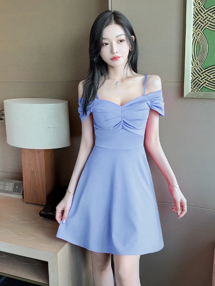 

Сексуальная плиссированная юбка А-силуэта на одно плечо с ремешком, однотонная, с эффектом утончения талии, для молодых женщин в 20-х годах.