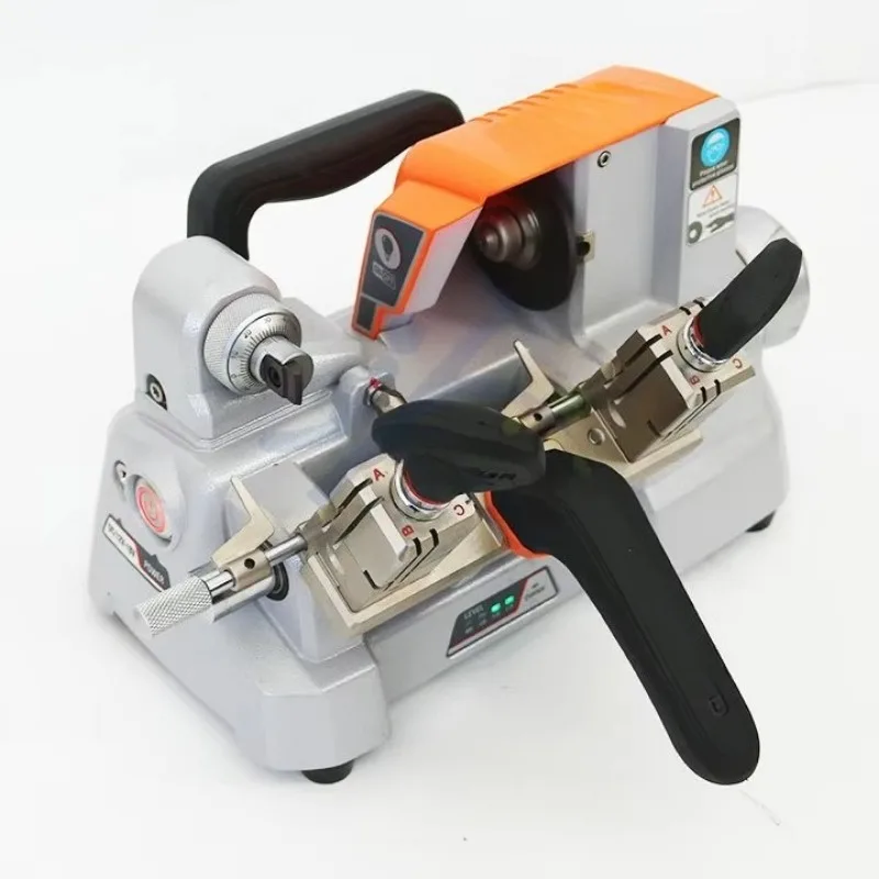 

XP-009C Manual Key Manufacturing Machine Keys Duplicating Machine Key Copying Cutting Machine Horizontal Milling