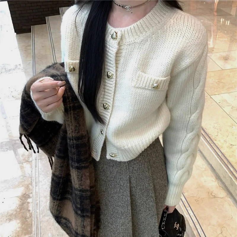 

New Autumn and Winter Women's Clothing Love Buckle Crew Neck Sweater Loose Casual Short Knitted Cardigan Jacket