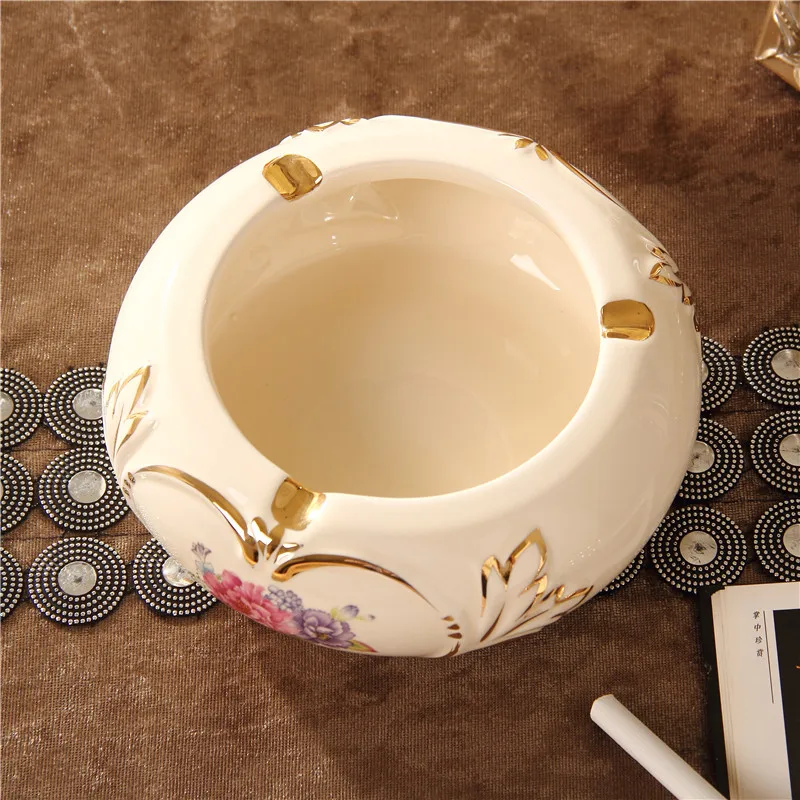 European ivory porcelain Ashtray fashionable hand carved tabletop creative ceramic ashtray living room decoration