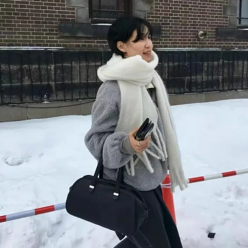 Lichtgewicht lamsbont f open kraag sweatshirt Jaet losse pasvorm comfortabele zachte Fce dames Faion winter bovenkleding