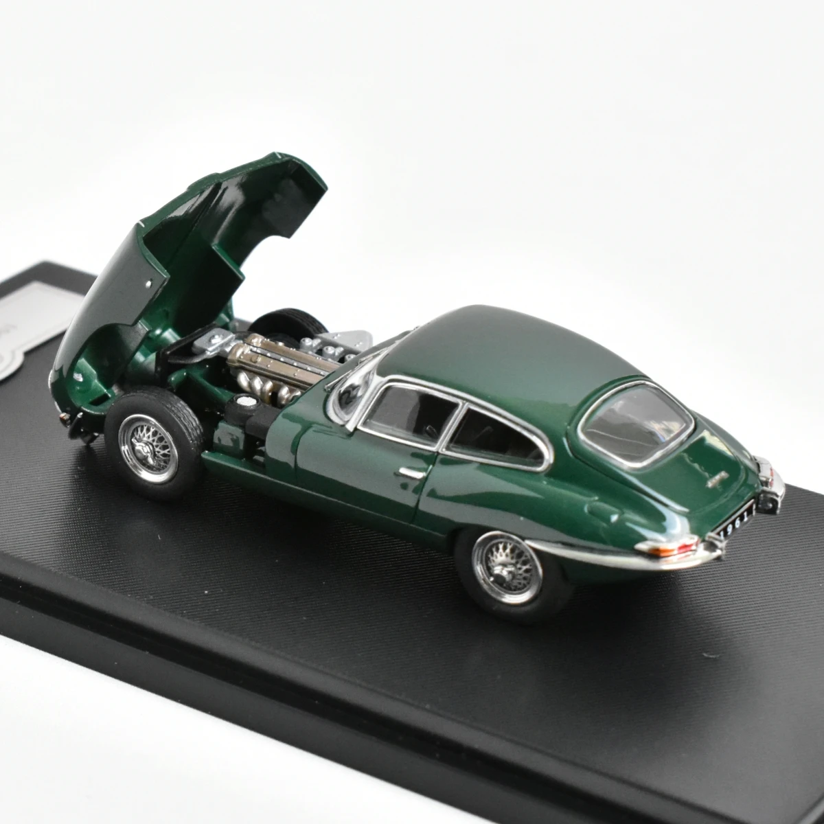 GFCC 1:64  E-Type  Diecast Model Car