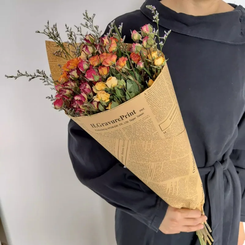 

Multi Head Dried Rose Bouquet with Flower Arrangement and Real Rose Decoration
