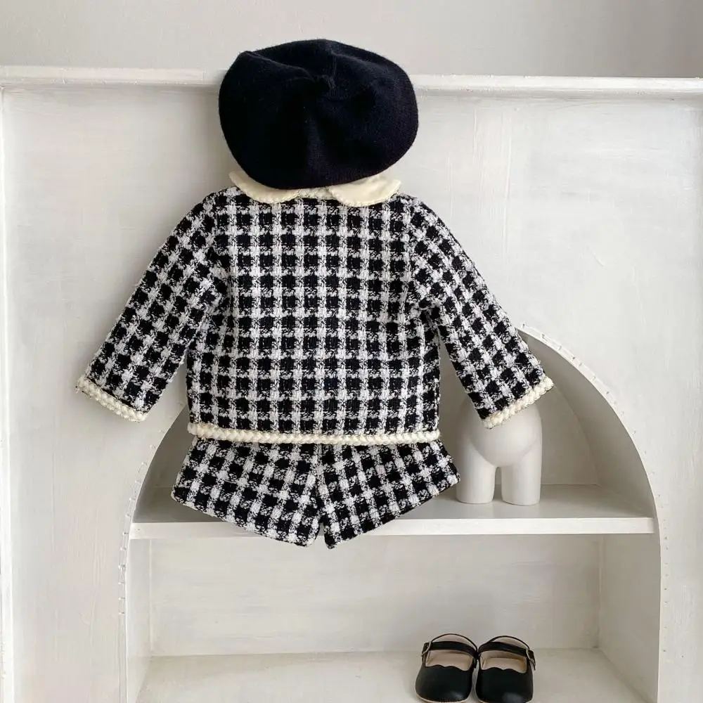 2024 Baby Girls Plaid Suits Infants Elegant Woollen Cardigan + Short Pants Children Autumn Jacket + Shorts Toddler Outerwear Set