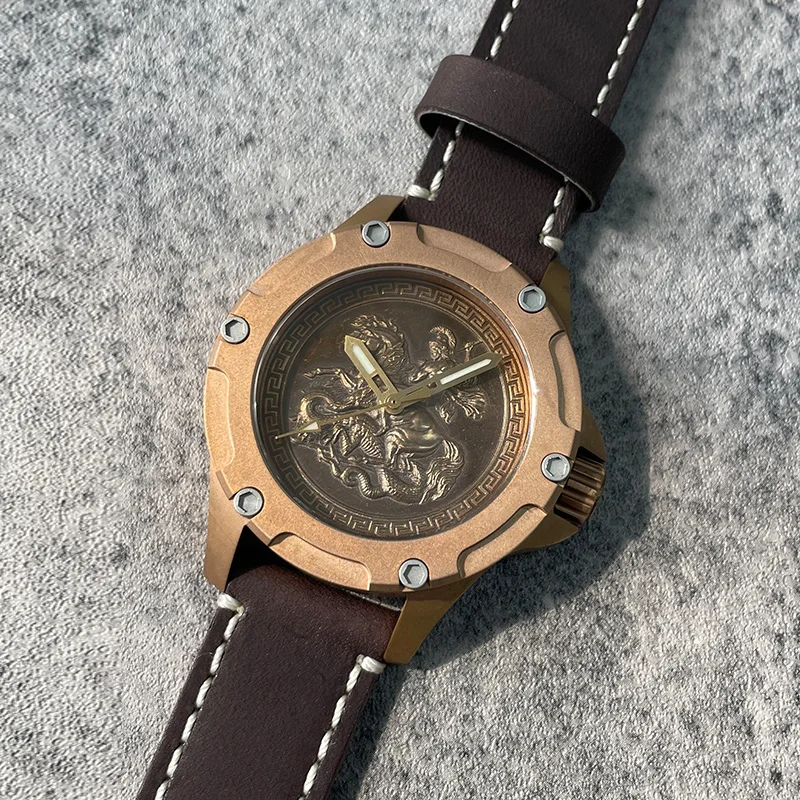 

Baltany Bronze Diver Watch 3D Engraved Knights Dial Sapphire Crystal Swiss BGW9 200M Waterproof ST2130 Automatic Wristwatches