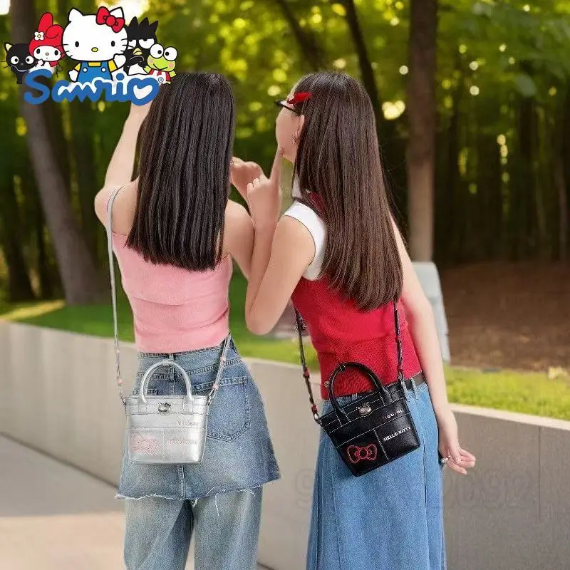  Hello Kitty New Mini Handbag Luxury Brand Fashion Mini Women's Shoulder Bag Cartoon Casual Women's Bag High Quality