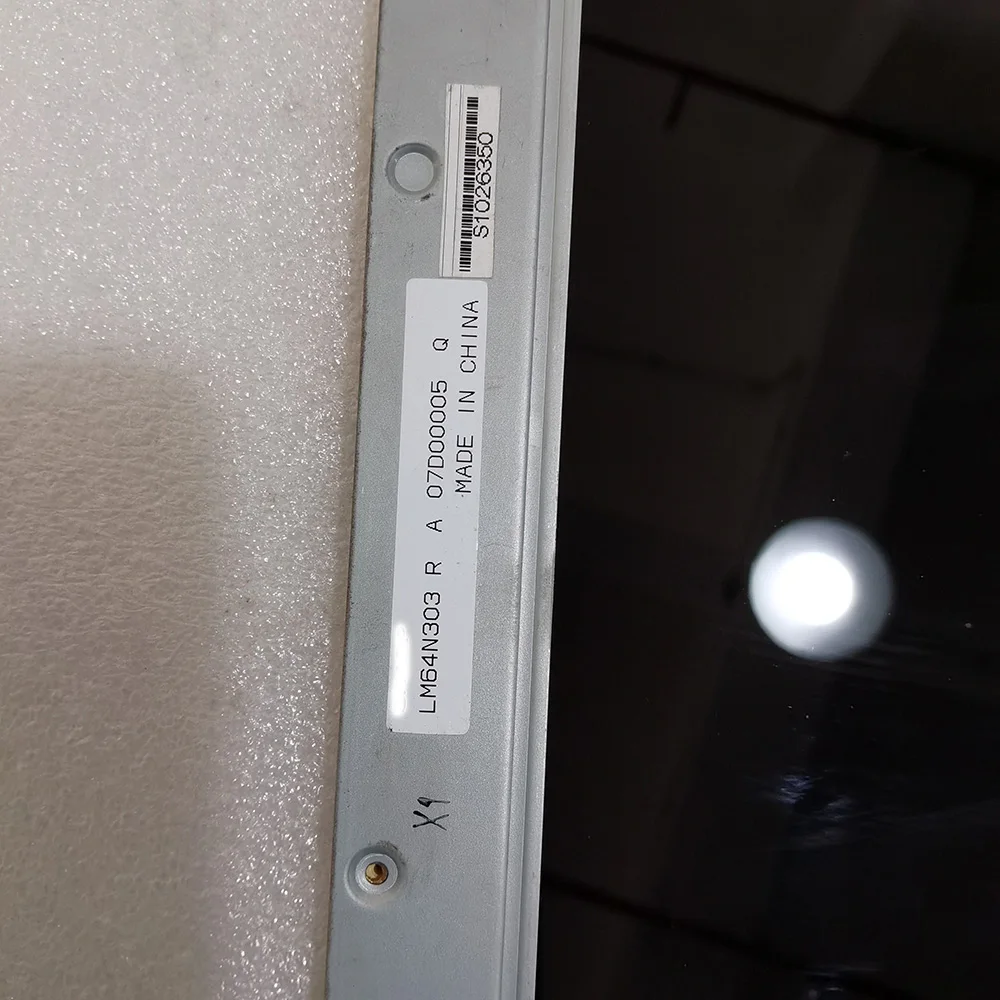 Tela do LCD, LM64N303