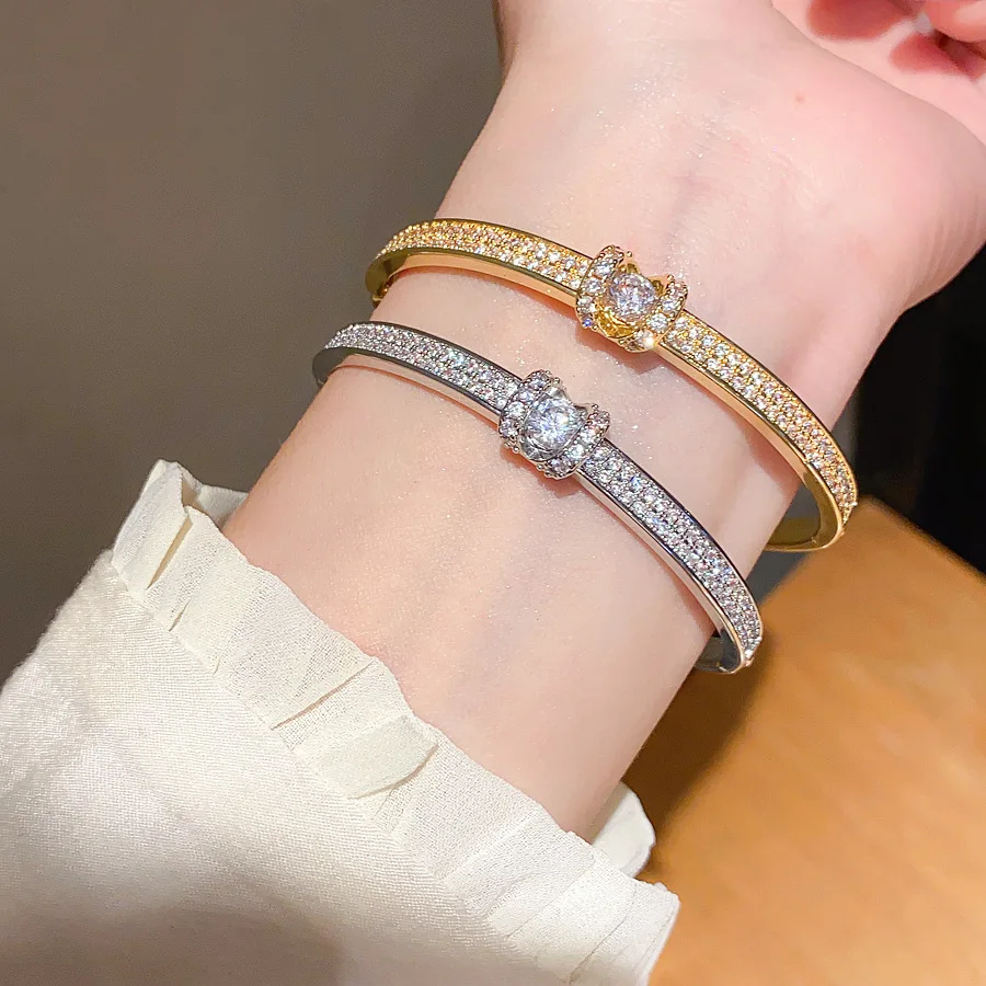 Thumbnail 3 - #56 Best Selling Gold-Plated Bracelets