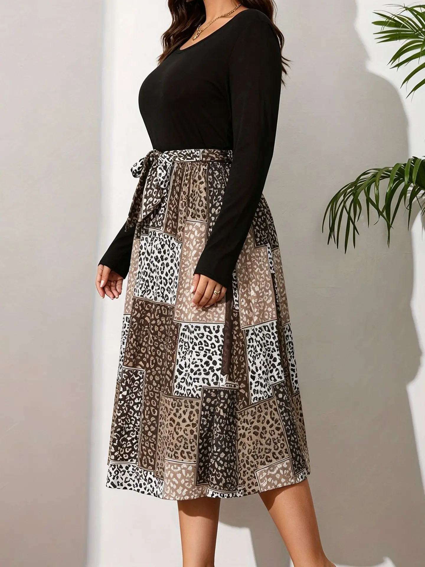 Plus Size Women Round Neck Long Sleeve Dress, Patchwork Leopard Print Tie Waist Fake Two Piece Midi Dresses Casual Elegant