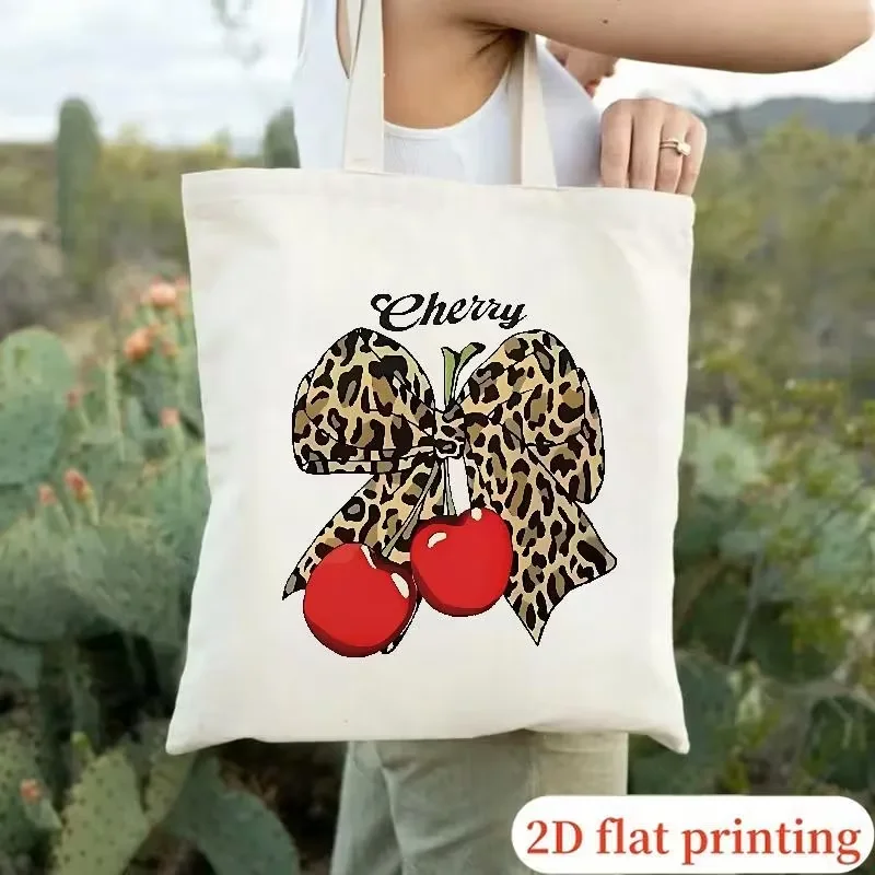 حقيبة يد نسائية بطبعة الكرز - حقيبة يد قماشية شديدة التحمل مع كرز أسود وأبيض، محفظة مستطيلة واسعة للسفر