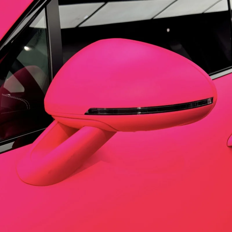 سيارة التفاف فيلم ماتي لامع المرجان الوردي اللون تغيير الفينيل فيلم PET فقاعة الحرة ملصق التفاف اكسسوارات السيارات السيارات الشارات