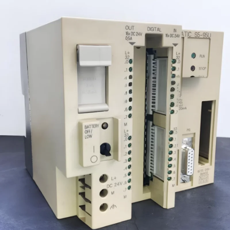Brand-new, factory-sealed programmable logic controller  6ES5095-8MA05